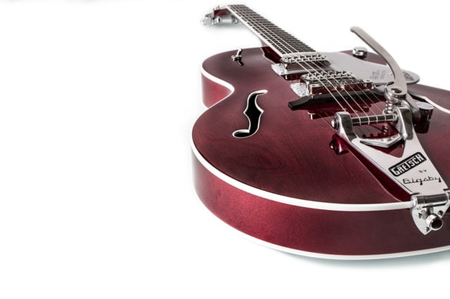 You are currently viewing Best Semi Hollow Body Electric Guitars Reviews