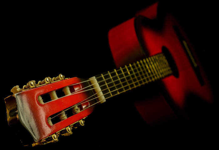 Read more about the article 5 Famous Classical Guitar Players Who Changed the Course of Music History