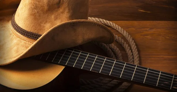You are currently viewing Top 65 Easy Country Songs on Guitar (Easy To Learn For Beginners)